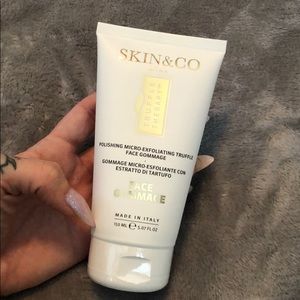 Exfoliating face cream